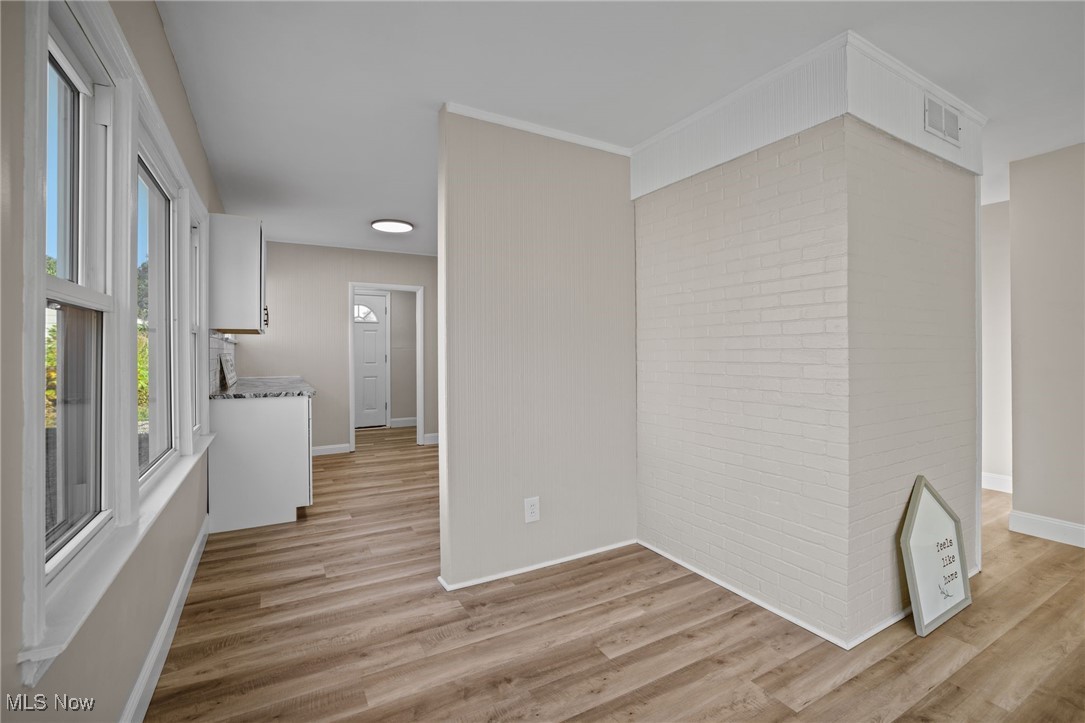 355 Lockwood Street Akron OH 44314