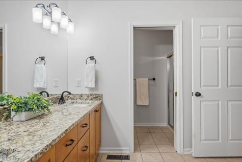 7107 Navajo Trail Solon OH 44139