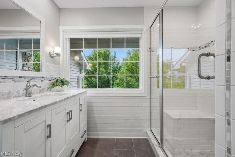 7107 Navajo Trail Solon OH 44139