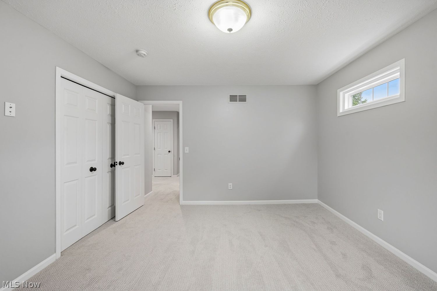 7107 Navajo Trail Solon OH 44139