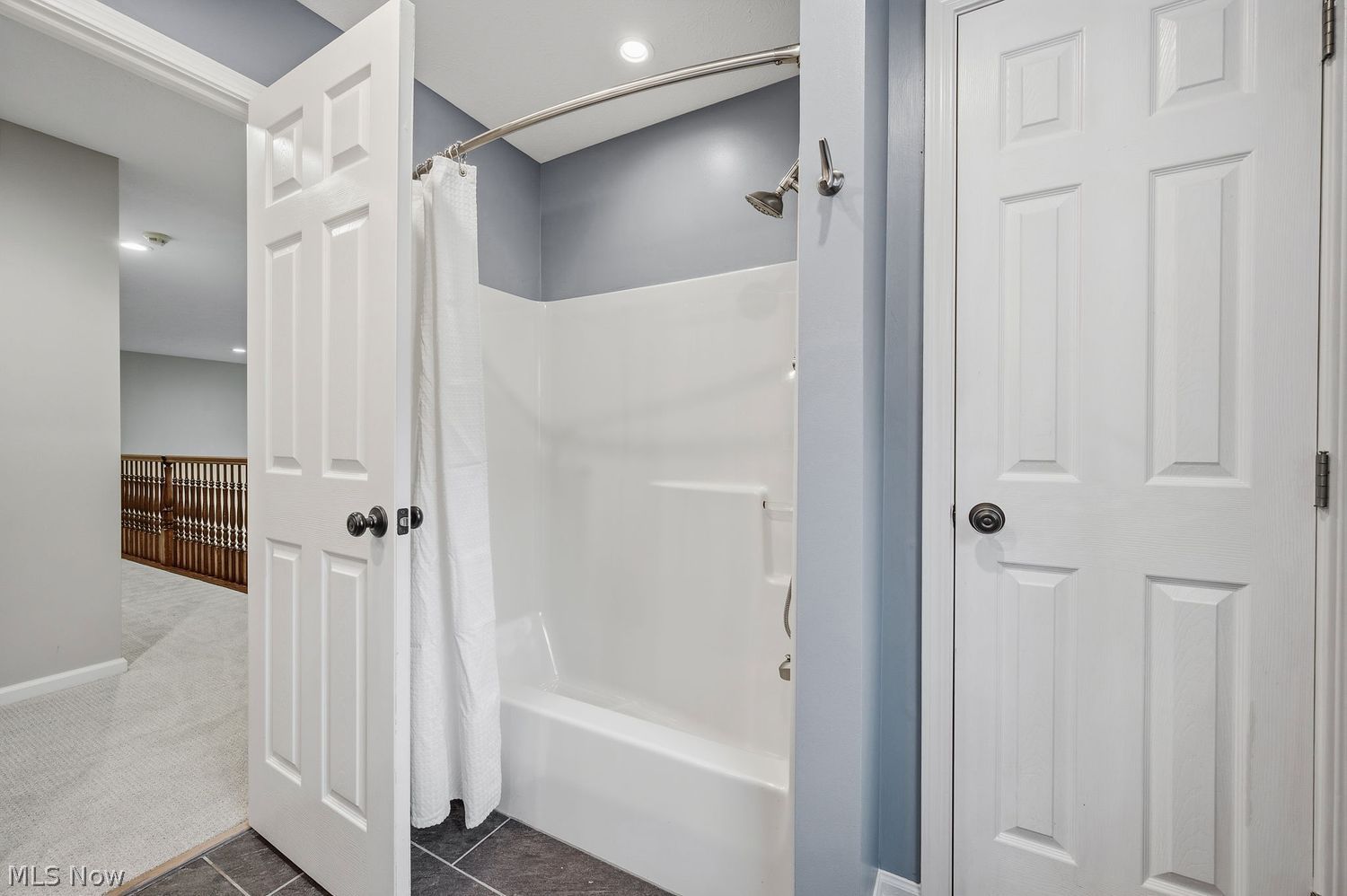 7107 Navajo Trail Solon OH 44139