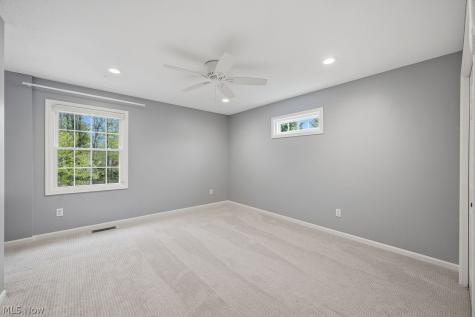 7107 Navajo Trail Solon OH 44139
