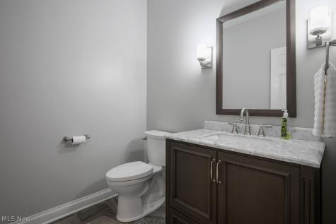 7107 Navajo Trail Solon OH 44139