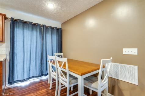 3593 Portage Point Boulevard Akron OH 44319