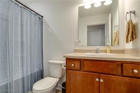 3593 Portage Point Boulevard Akron OH 44319