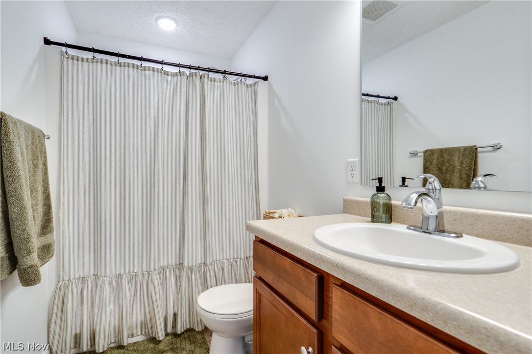 3593 Portage Point Boulevard Akron OH 44319