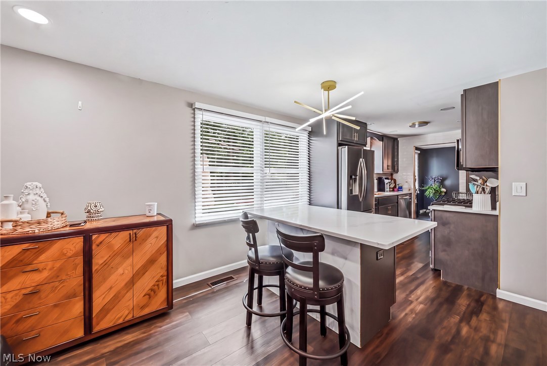 7858 Glen Oaks Drive NE Warren OH 44484