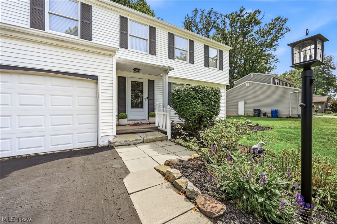7858 Glen Oaks Drive NE Warren OH 44484
