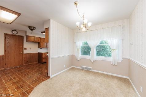 2568 16th Street Cuyahoga Falls OH 44223