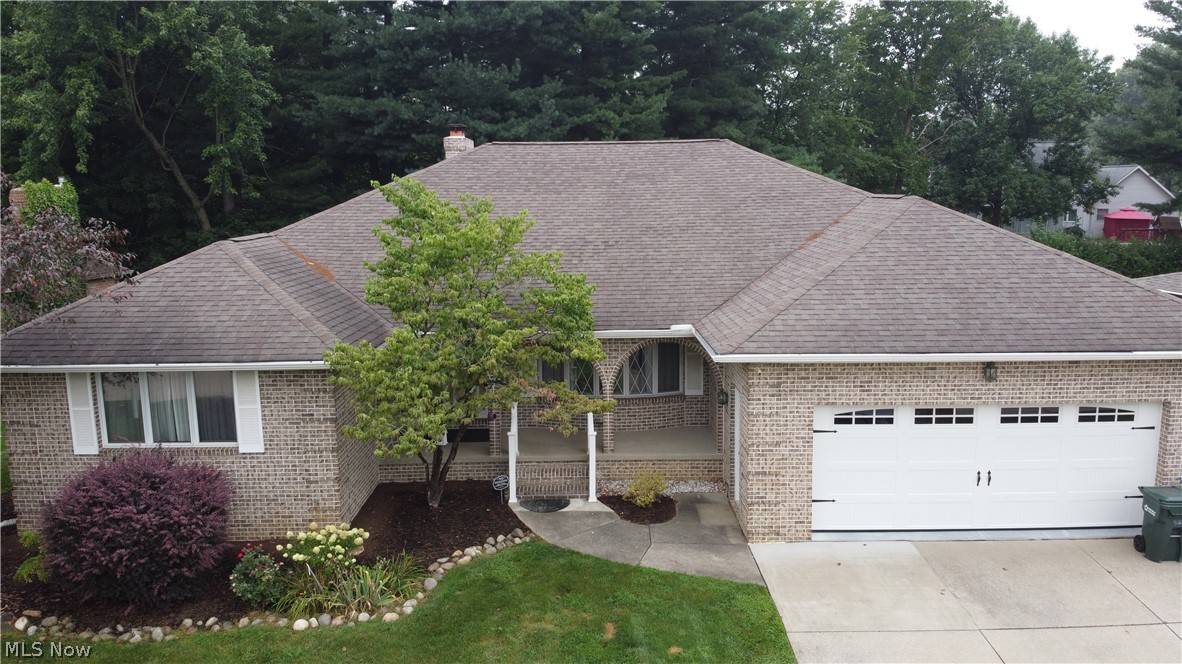 3986 April Drive Uniontown OH 44685