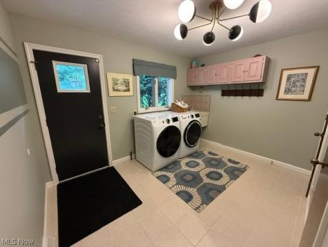 3986 April Drive Uniontown OH 44685
