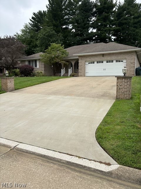 3986 April Drive Uniontown OH 44685