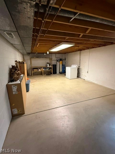 3986 April Drive Uniontown OH 44685
