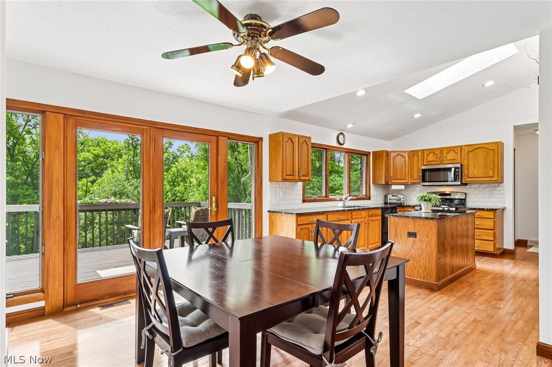 8449 Settlers Passage Brecksville OH 44141
