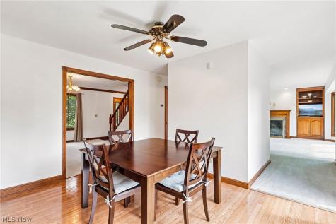 8449 Settlers Passage Brecksville OH 44141