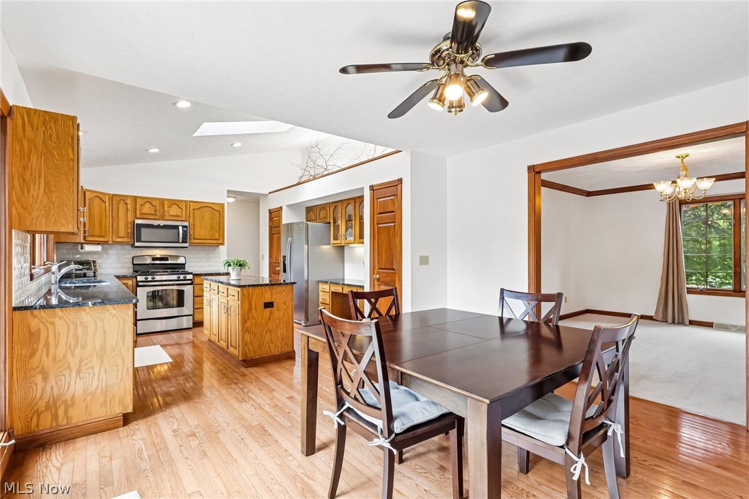 8449 Settlers Passage Brecksville OH 44141