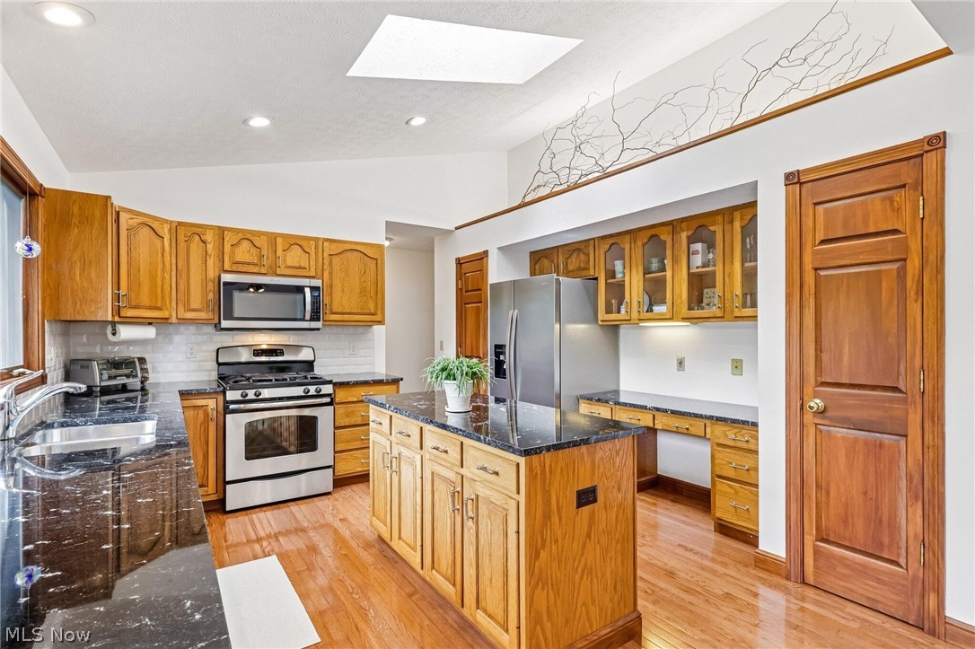 8449 Settlers Passage Brecksville OH 44141