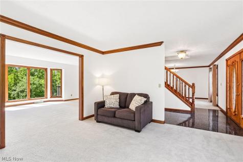 8449 Settlers Passage Brecksville OH 44141