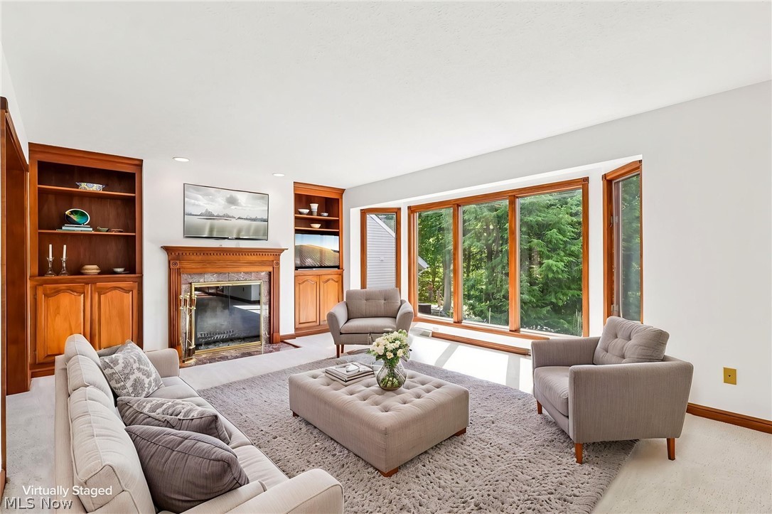8449 Settlers Passage Brecksville OH 44141