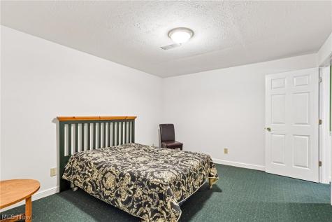 8449 Settlers Passage Brecksville OH 44141