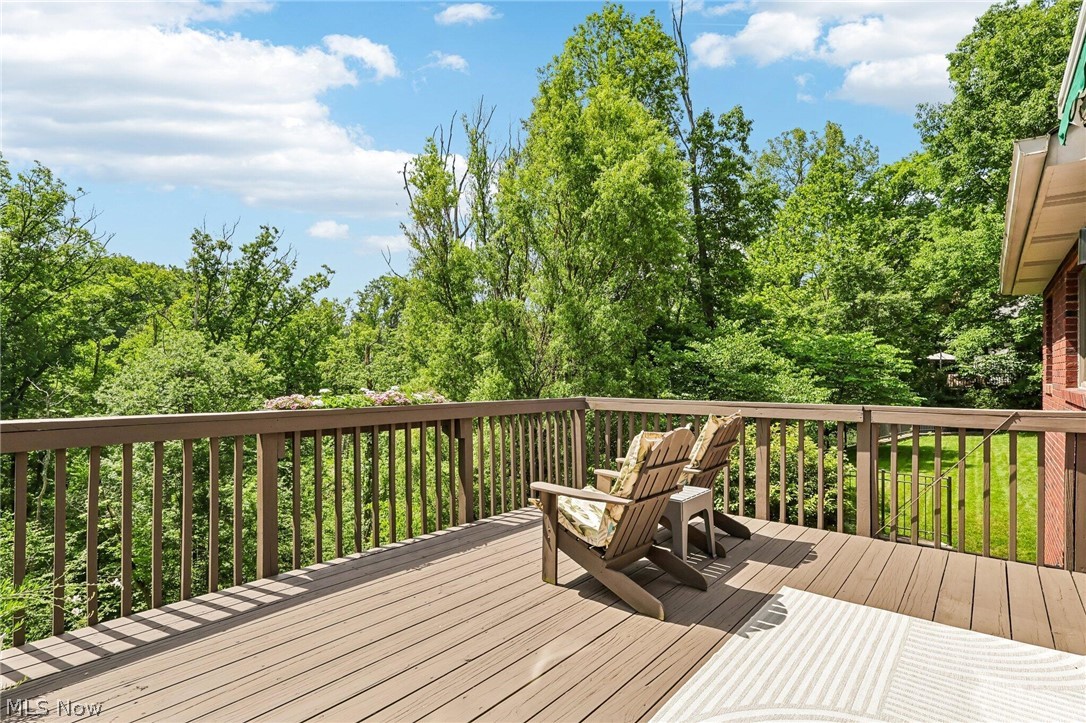 8449 Settlers Passage Brecksville OH 44141