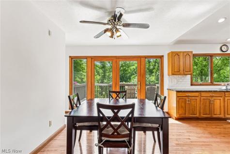 8449 Settlers Passage Brecksville OH 44141