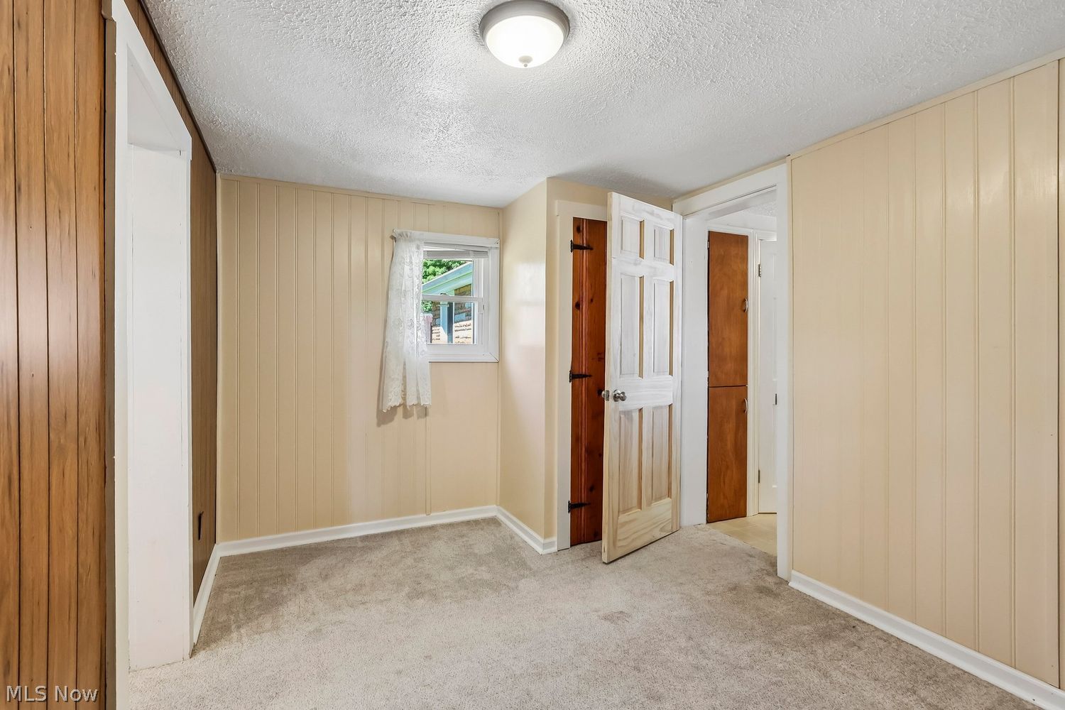 240 S Hickin Avenue Rittman OH 44270