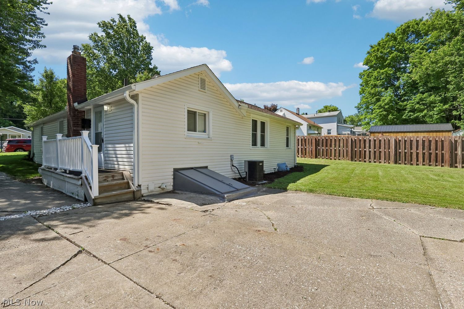 240 S Hickin Avenue Rittman OH 44270