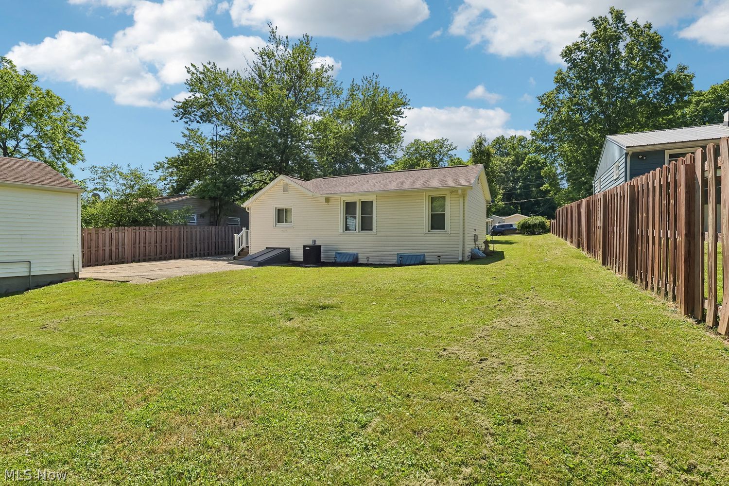 240 S Hickin Avenue Rittman OH 44270