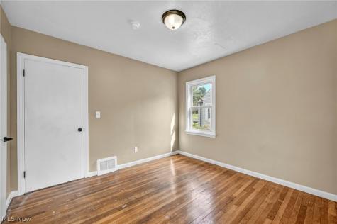 5516 Garden Street Maple Heights OH 44137