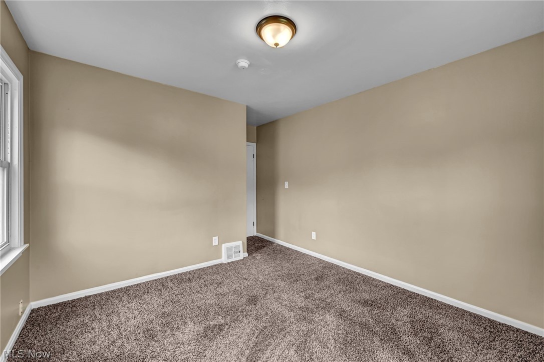 5516 Garden Street Maple Heights OH 44137