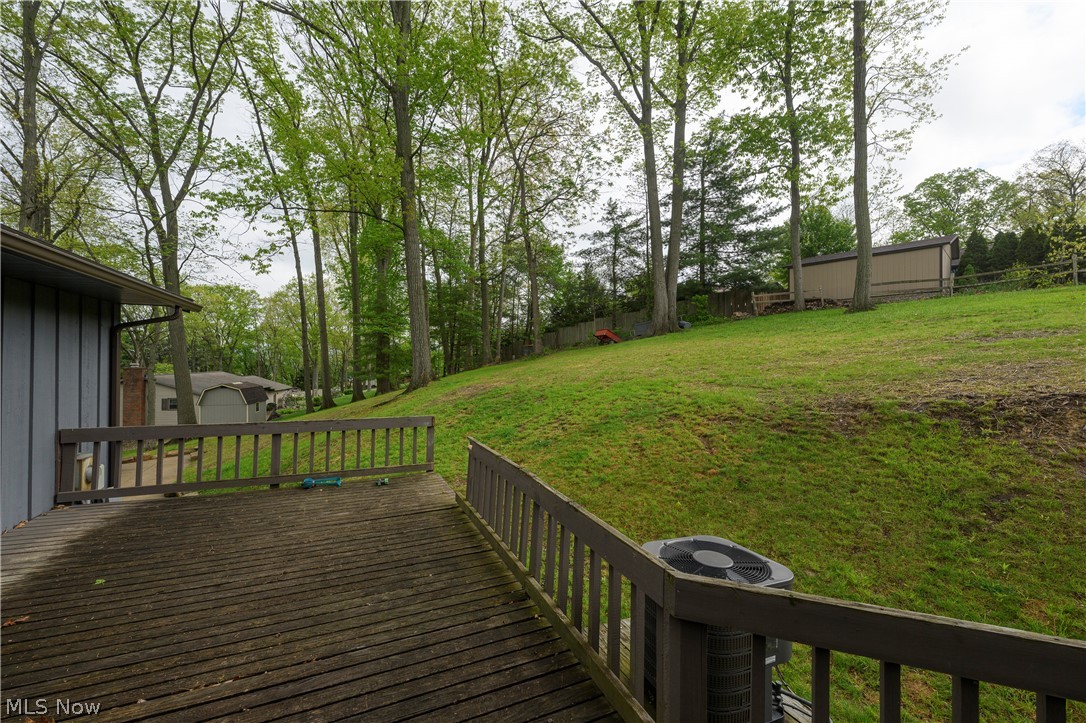 2490 Oak Tree Drive NW Dover OH 44622