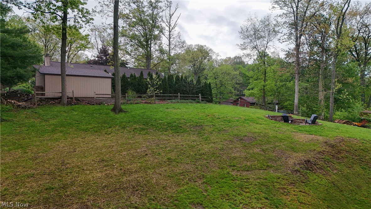 2490 Oak Tree Drive NW Dover OH 44622
