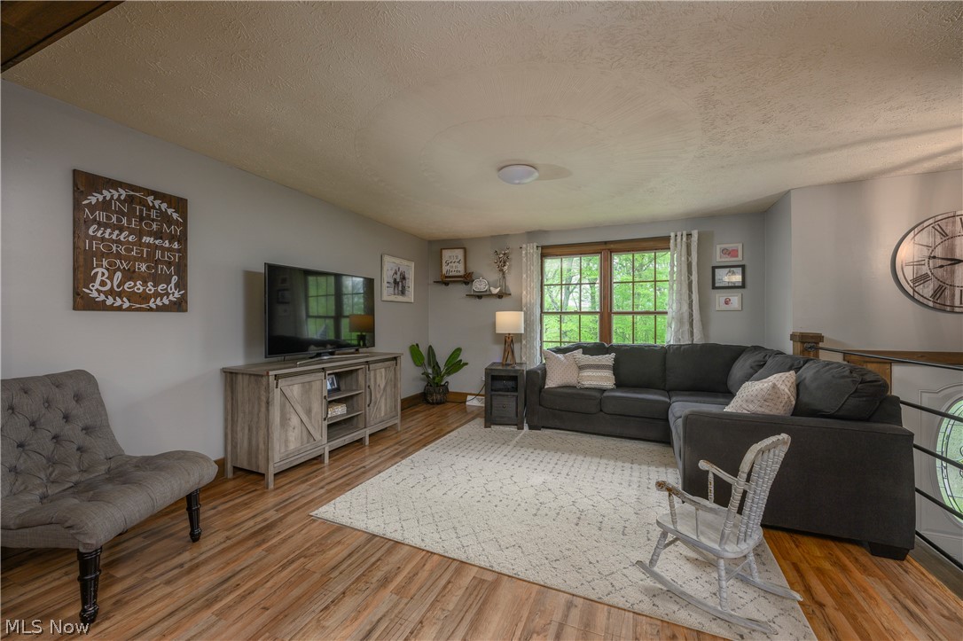 2490 Oak Tree Drive NW Dover OH 44622