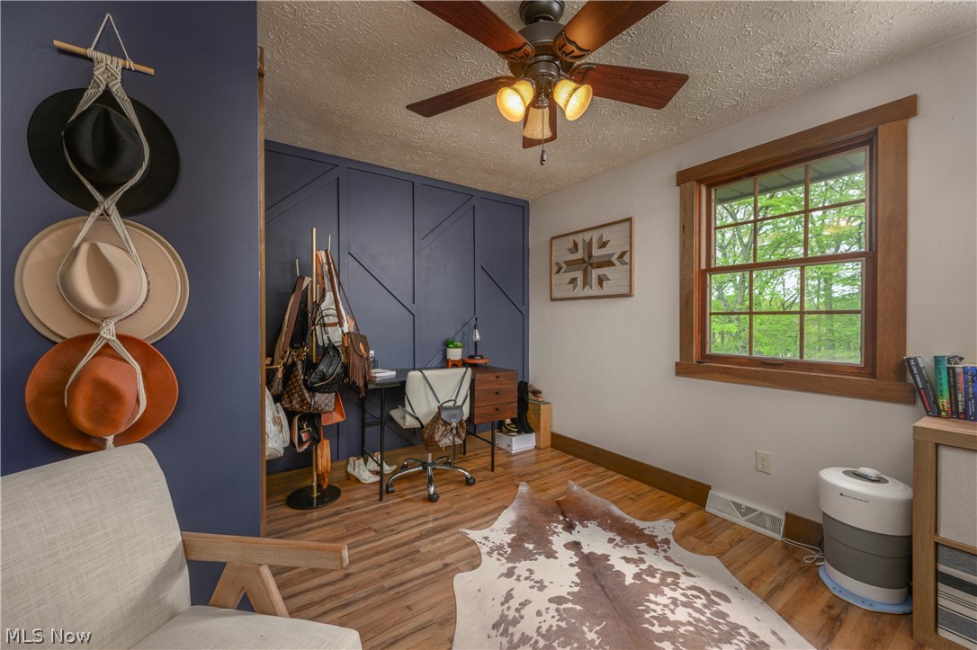 2490 Oak Tree Drive NW Dover OH 44622