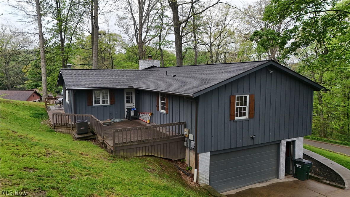 2490 Oak Tree Drive NW Dover OH 44622