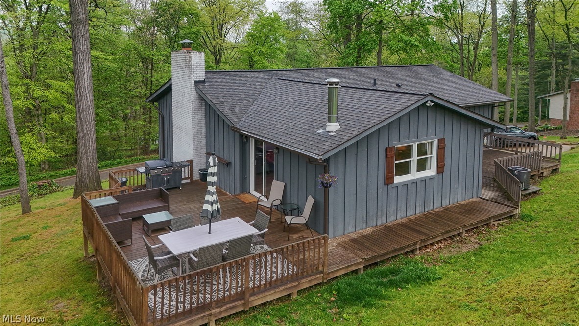 2490 Oak Tree Drive NW Dover OH 44622
