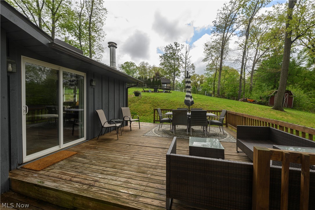 2490 Oak Tree Drive NW Dover OH 44622