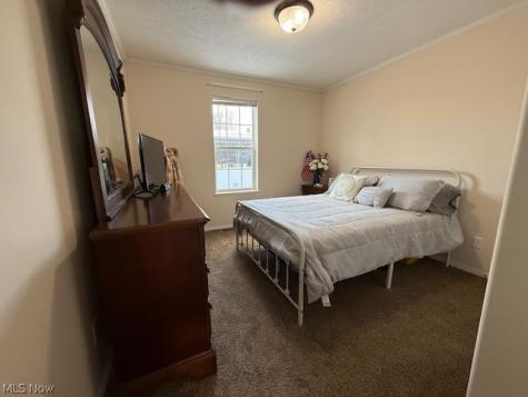 362 Pin Oak Circle Elyria OH 44035
