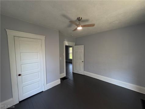 347 11th Street Elyria OH 44035