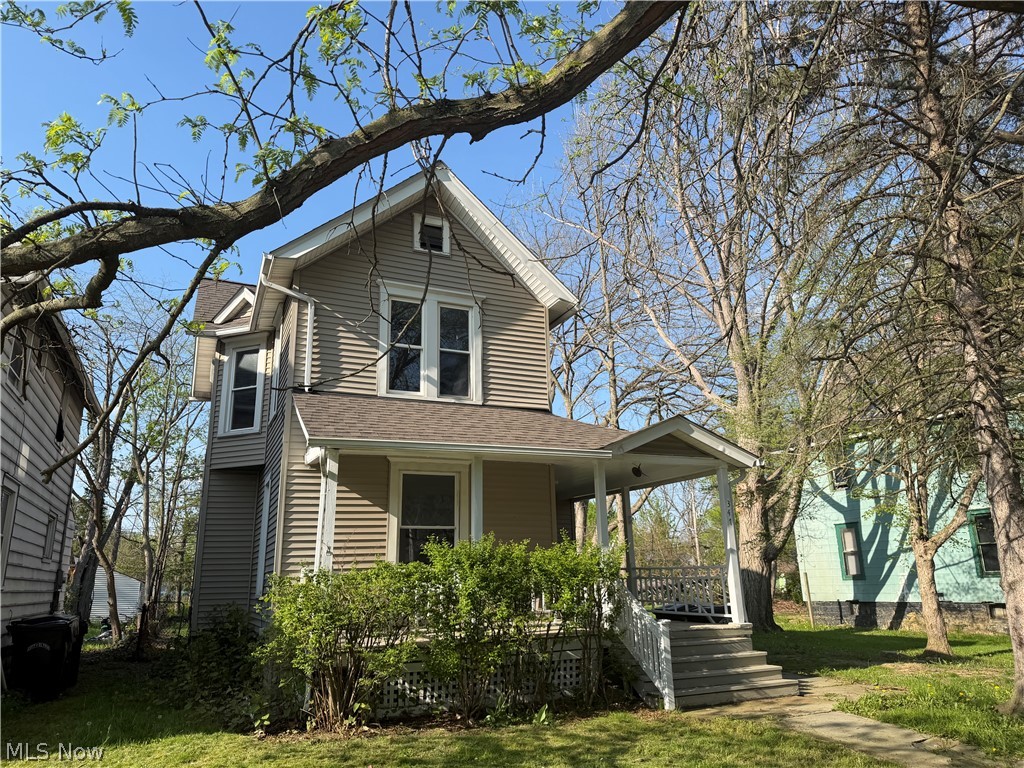 347 11th Street Elyria OH 44035