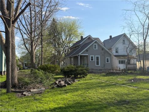 347 11th Street Elyria OH 44035