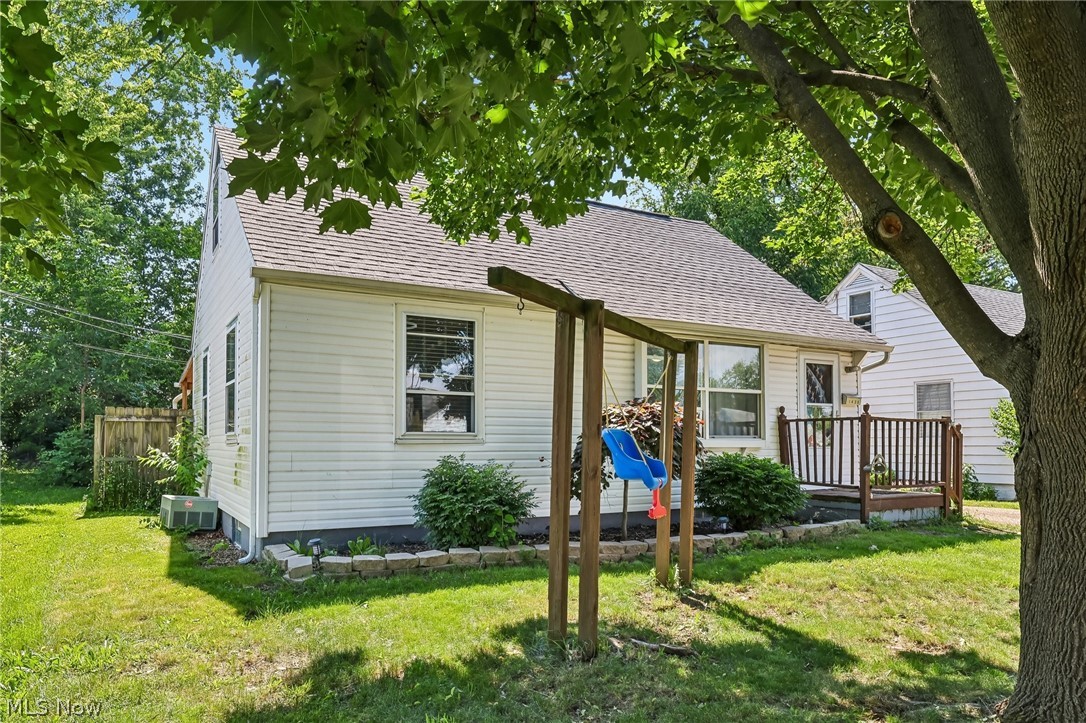 1430 Janice Street NE Massillon OH 44646