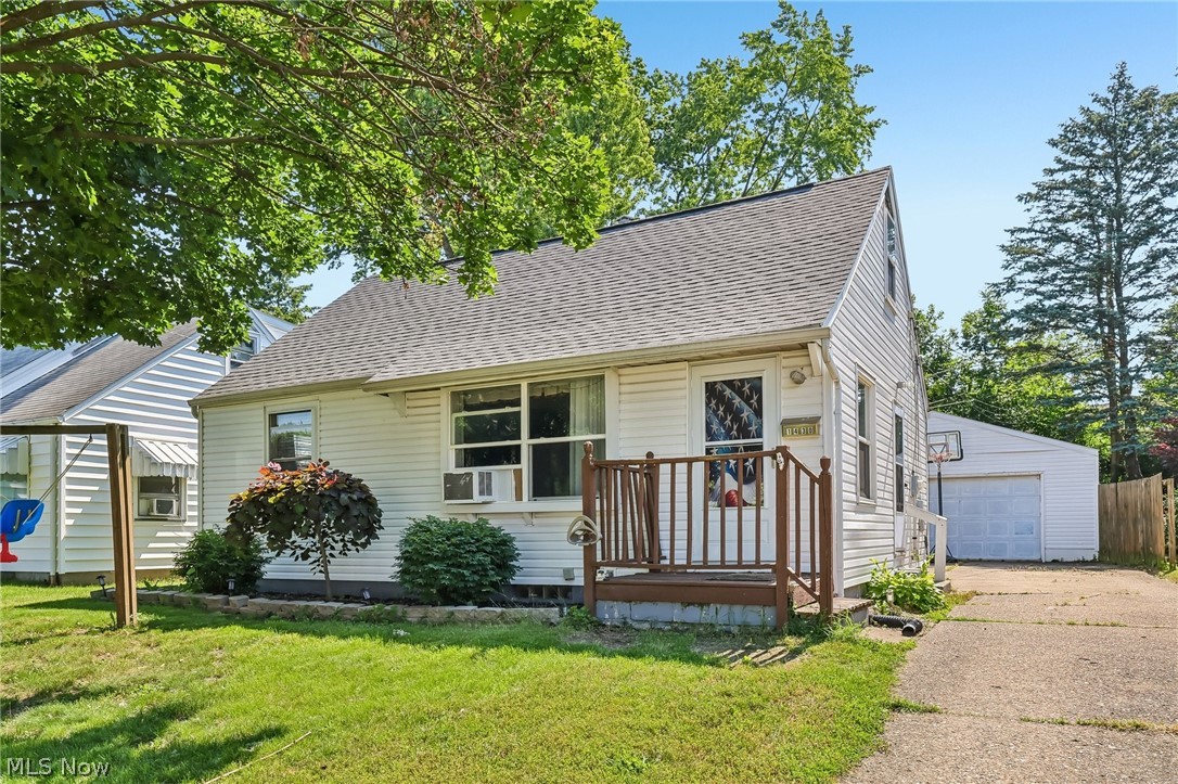 1430 Janice Street NE Massillon OH 44646