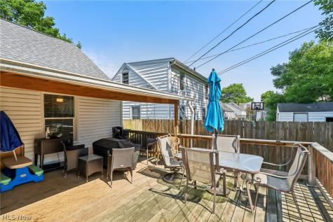 1430 Janice Massillon OH 44646