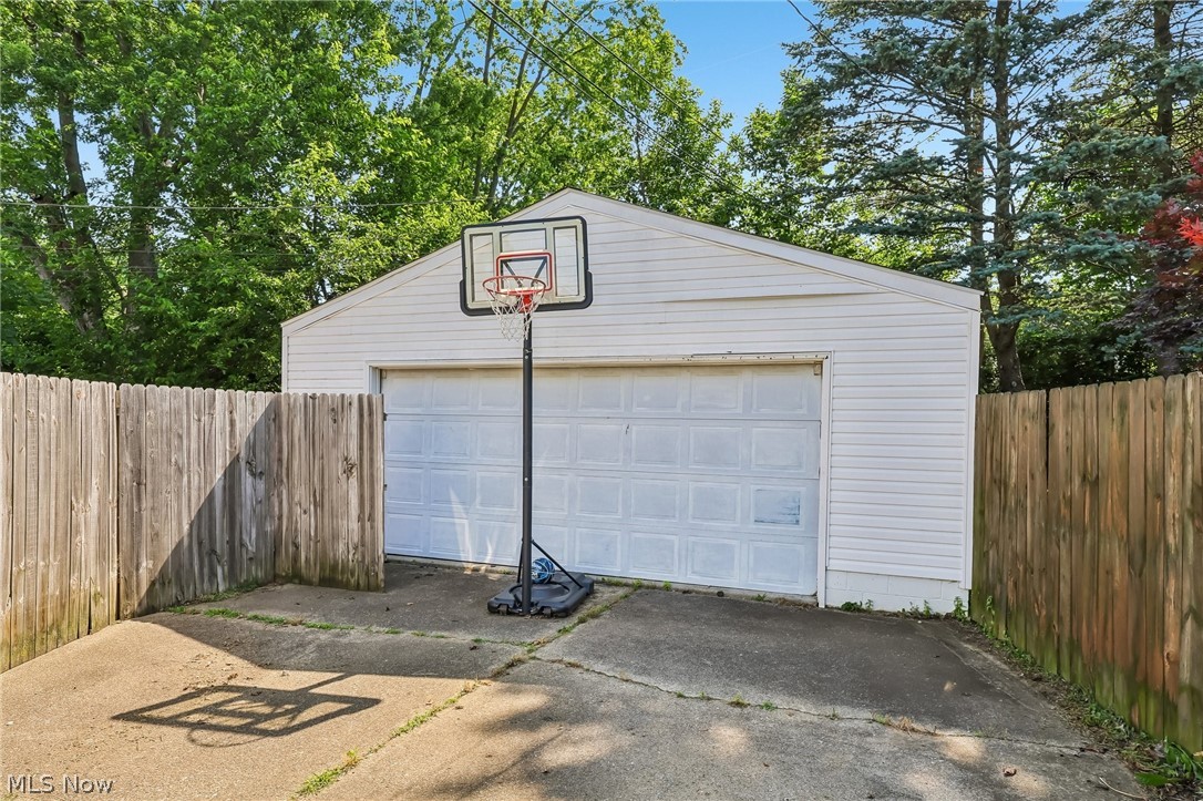 1430 Janice Street NE Massillon OH 44646