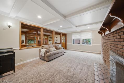 7445 Market Avenue N Canton OH 44721
