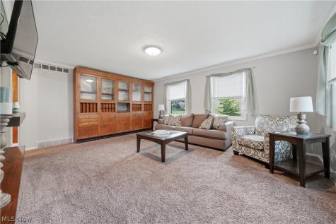 7445 Market Avenue N Canton OH 44721