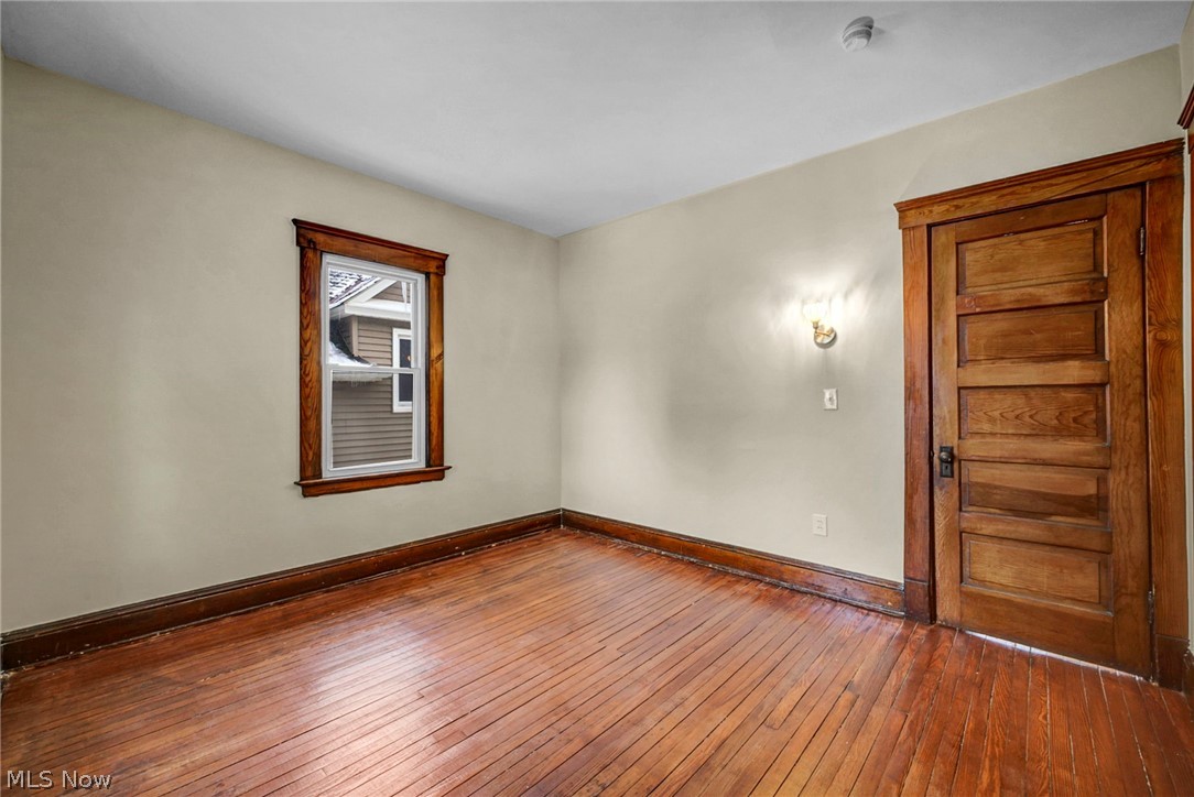1345 Cove Avenue Lakewood OH 44107