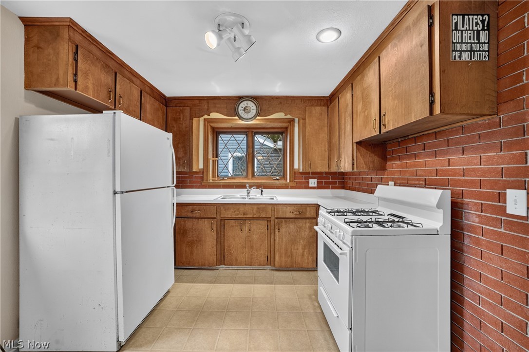 309 Hafely Drive Lorain OH 44052